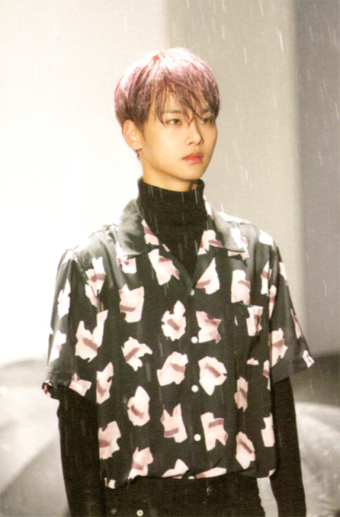 [SCAN] Vixx ‘Ker Special Package’ Commentary Book - N (x)(x)(x)