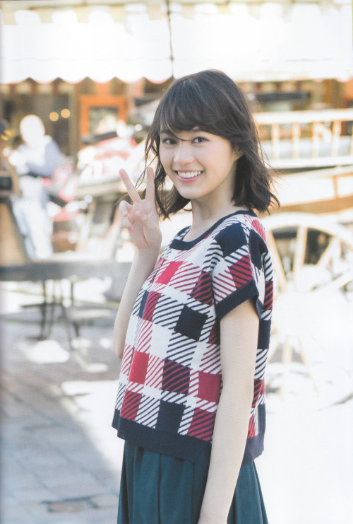voz48reloaded:  Ikuta Erika 1st Photobook 「Tenchou」