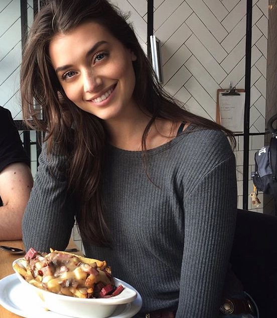 nastygall:  Jessica Clements