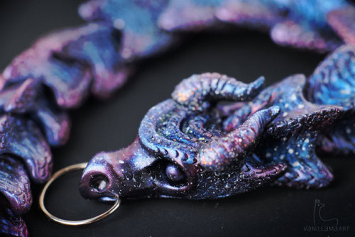 sosuperawesome:Dragon Bracelets and Ring by VaniLlamaArt on EtsyMore posts like thisNew: So Super Aw