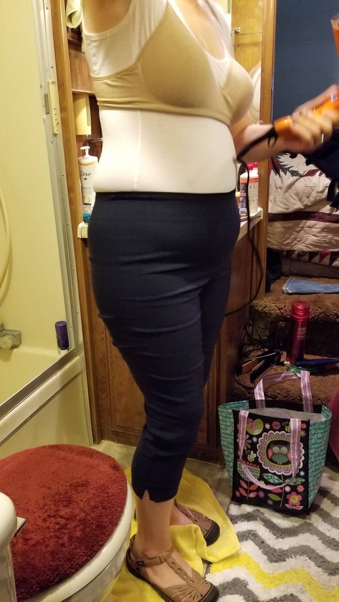clitking300:  sm54usa5back:  Hope you enjoy my Sexy Mormon wife  Sexy lady! 