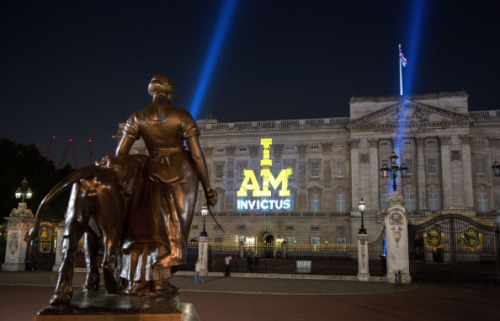 teaandroyalty:  Buckingham Palace lighting it up for the Invictus Games