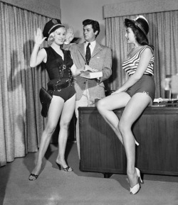 Mamie Van Doren, Tony Curtis & Mara Corday,