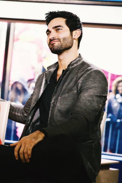 teenwolfwild:  so so so handsome