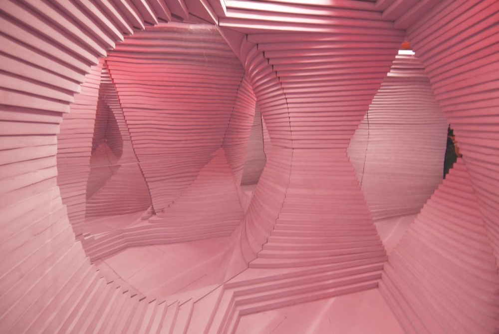 tapist:  Leong Leong Architecture - Turning pink  