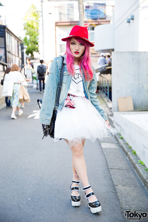 Lisa13 - the guitarist for the Japanese rock band Moth in Lilac - on the street in Harajuku wearing 