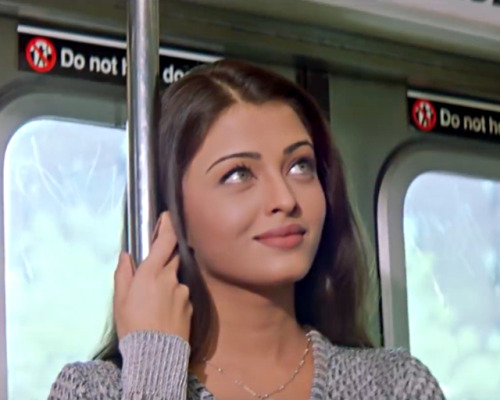 girlwiththemoonface:Aa Ab Laut Chalen (1999), dir. Rishi Kapoor