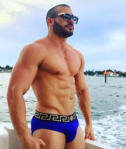 betocheto17:  betocheto17:SC: yuliansillo IG: @laz_kubanboyFollow betocheto17 for more 🔥 posts!
