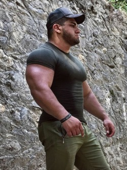 brentrollinsdailypicture: Big Rustam https://www.instagram.com/rustam_begerin/ 