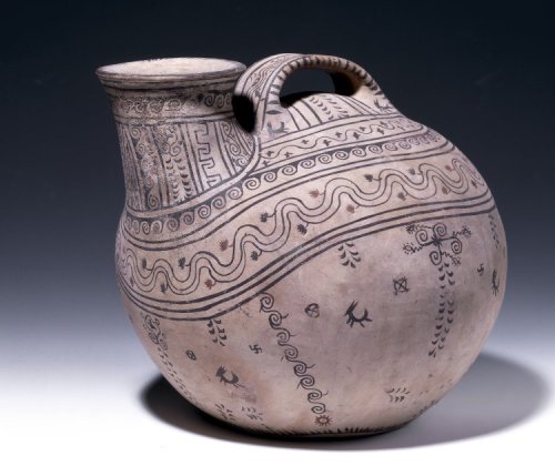 heracliteanfire: Globular pottery askos, perhaps for funerary use, painted with bands of decoration.