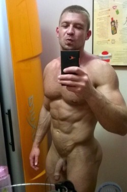 Russianstr8Guys:  Russian Daddy) I Love Shameless Men Like Him. Especially At The