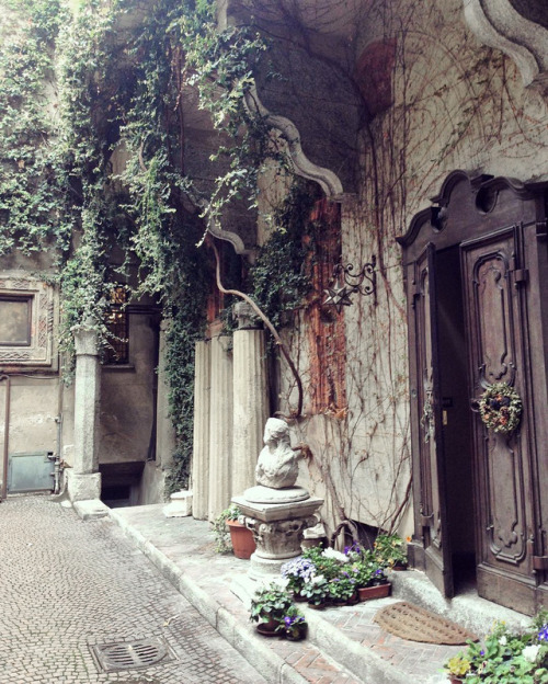 Casa Atellani, Milan.