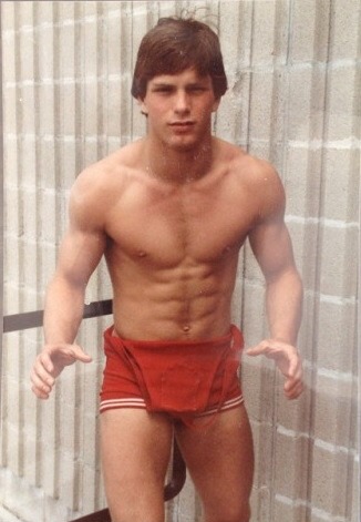 I Dig Old Wrestler Looks..and Abs!