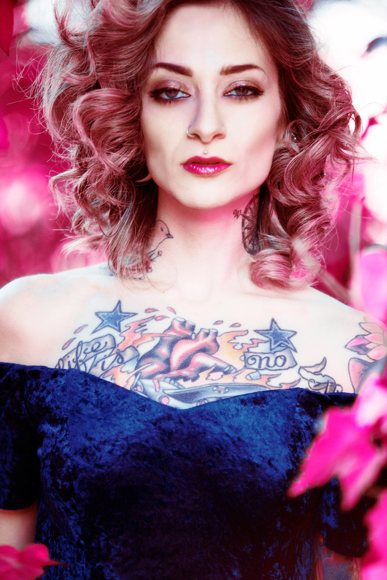 wishing my hair were really this shade of rose xo velvet and rose gardens&hellip;. 