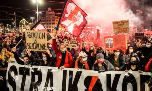 A mass movement in Poland has succeeded in delaying the implementation of a court decision that woul