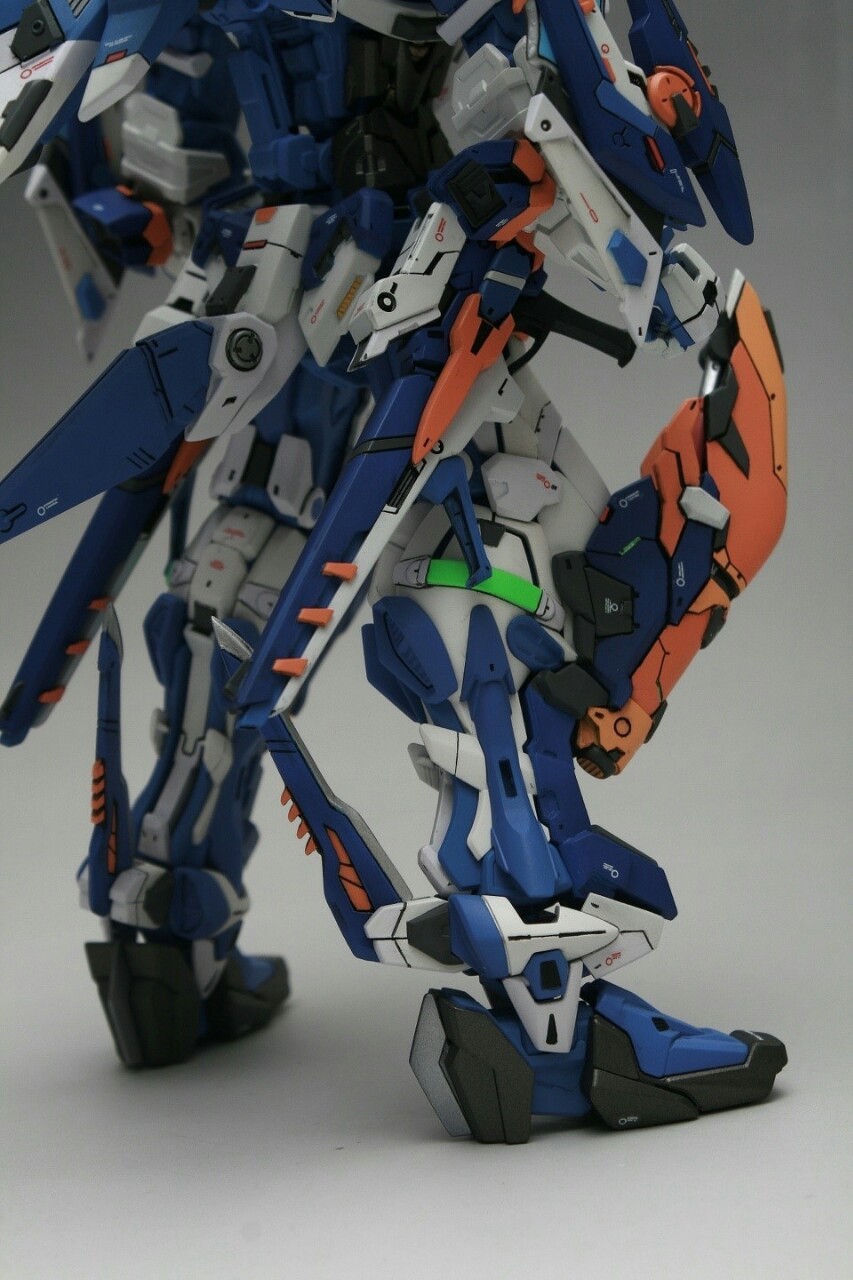 toysmaniac:  MG 1/100 Gundam Astray Blue Frame 3rd - Customized Build  Modeled by gunzakfamill
