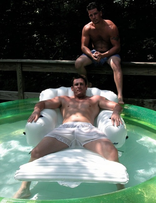 brothertobrother:  Bros by the pool