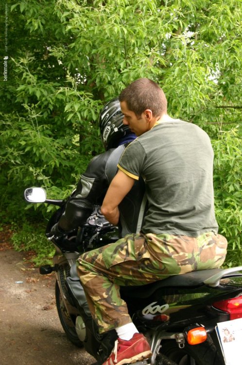 http://nudedriver.tumblr.com/post/50841702686