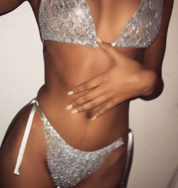 Red-R0Ses:  Foam-And-Diamonds:♛Foam And Diamonds♛  Https://Www.instagram.com/Sandratalundzich/