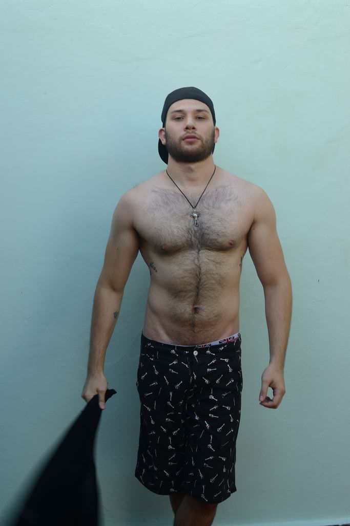 perroperezz:  instagram : @perroperezz 