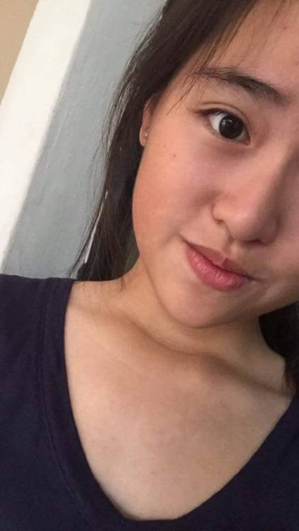 sgboobs-body-and-beyond: This is Celine. One of my top 10 girls. She cute, pretty and sporty. Check 