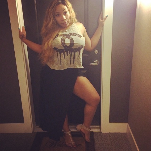 ratedthickent:  Big booty BUNZ