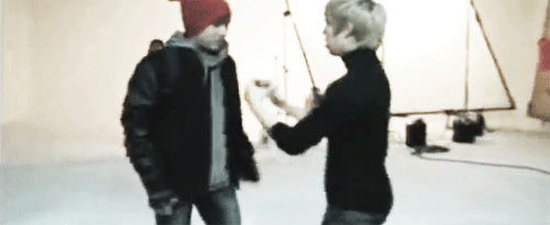 d-ongwoo:  dongwoo only wanted sunggyu to accept his heart (⊙︿⊙✿) 