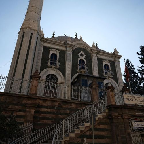 Camii. #izmir #kemeraltıçarşısı #fujifilmxs10 (Salepçioğlu Cami) https://www.instagram.com/p/CK_xxls