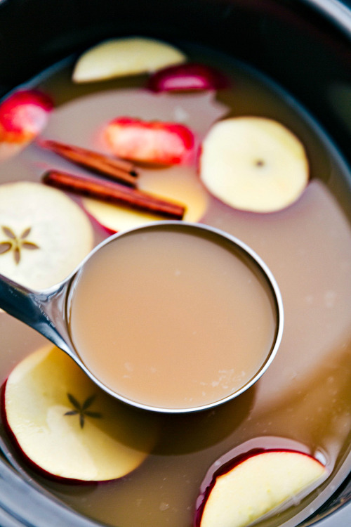 foodffs: SLOW COOKER APPLE CIDER (2 WAYS) Follow for recipes Get your FoodFfs stuff here