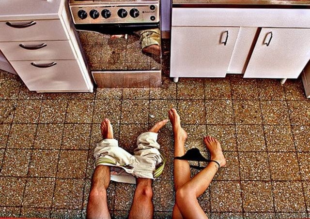 crimson-uncovered:  Kitchens can satisfy more than one kind of hunger. Like most