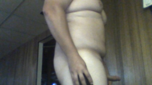 midwestchubbychaser:  23 YO chub.