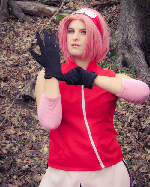 “Now it’s your turn to watch my back!”!-Sakura Haruno Photoshoot yesterday with @h