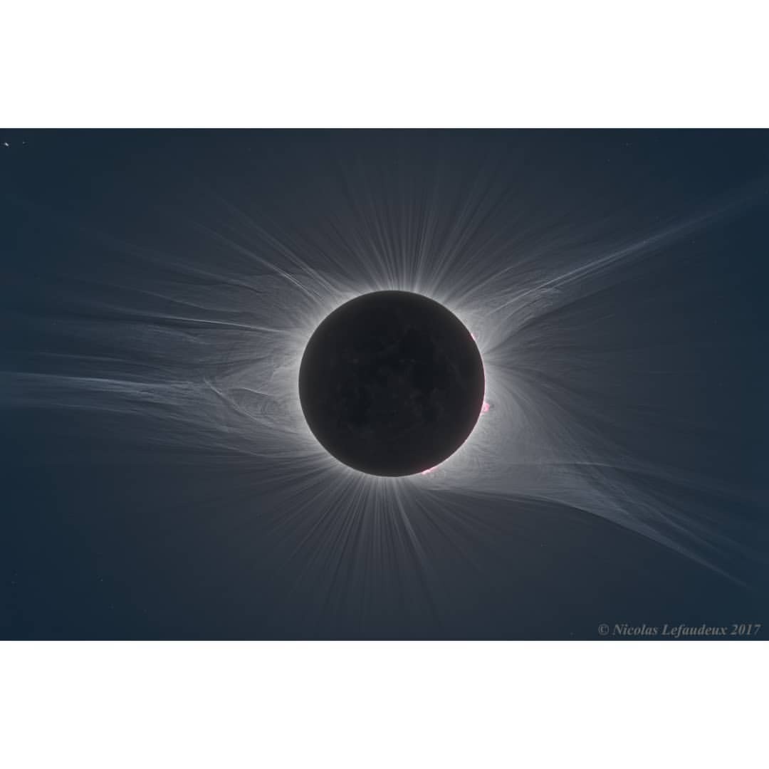 Total Solar Eclipse Corona in HDF Image Credit &amp; Copyright: Nicolas Lefaudeux