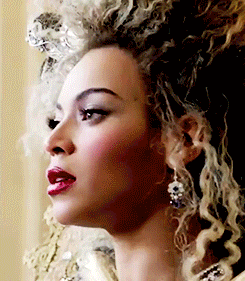 beycreative:  Queen   she slays so hard bro 