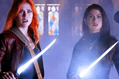 fyeahclizzy:“The girl was gorgeous, the kind of girl Clary would have liked to draw”