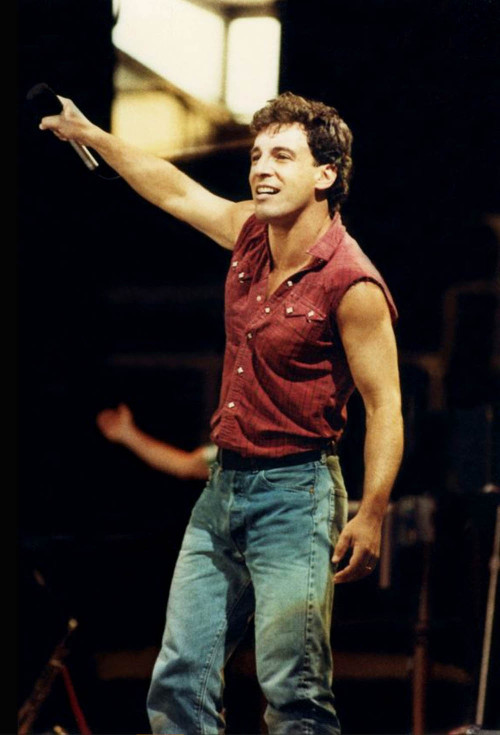 soundsof71:Bruce Springsteen at Wembley, July 6 1985, by Peter Still, my edit of original via rollin