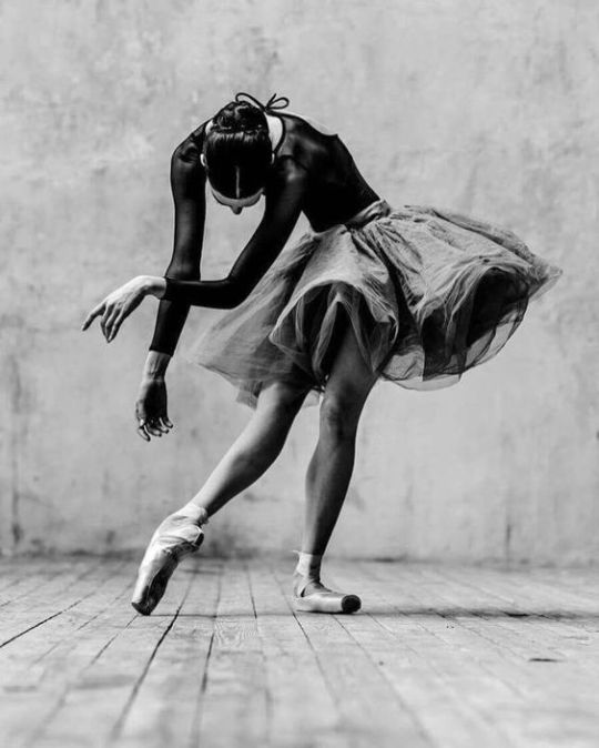 © Alexander Yakovlev Александр Яковлев Ana Turazashvili . #ballet#ballet dancer#ballerina#ana turazashvili#famous ballerina#dancer#dance#danza#classical dance#photography #picture of the day  #photo of the week