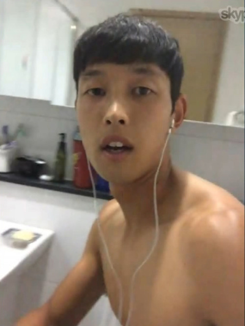 mantop10691:  日.韓高中棒球隊員小鮮肉..你們喜歡那一位呢…