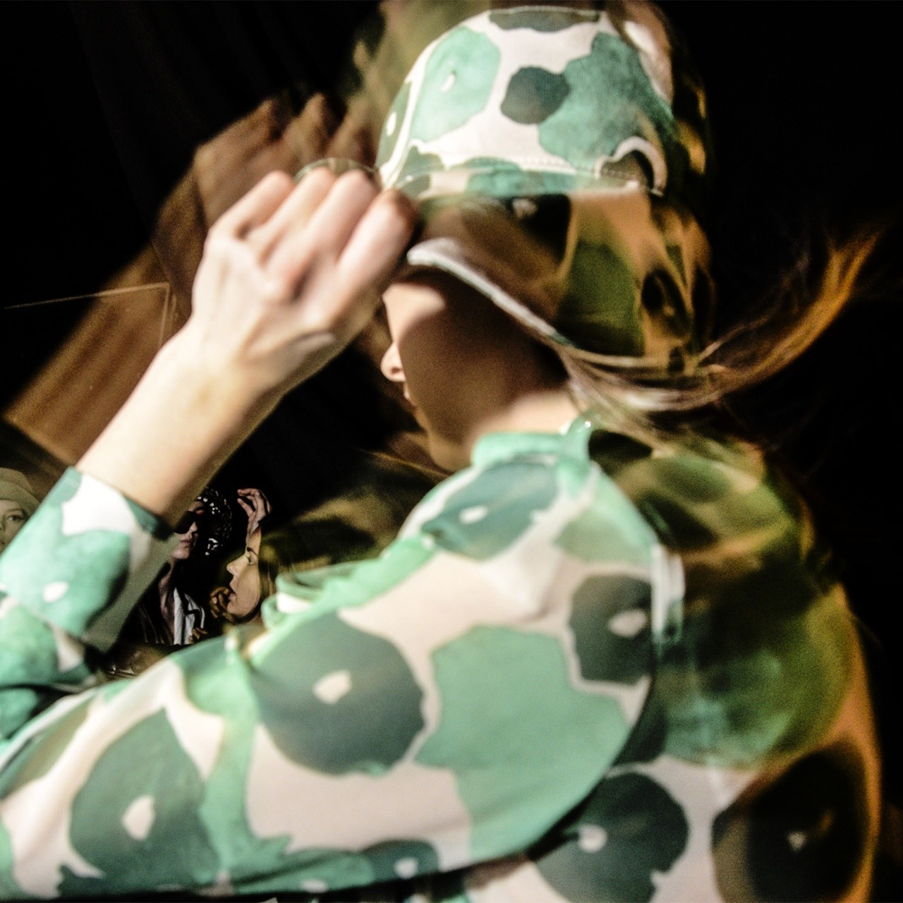 maccosmetics:  M∙A∙C Backstage at Max Mara SS15 Milan Fashion Week