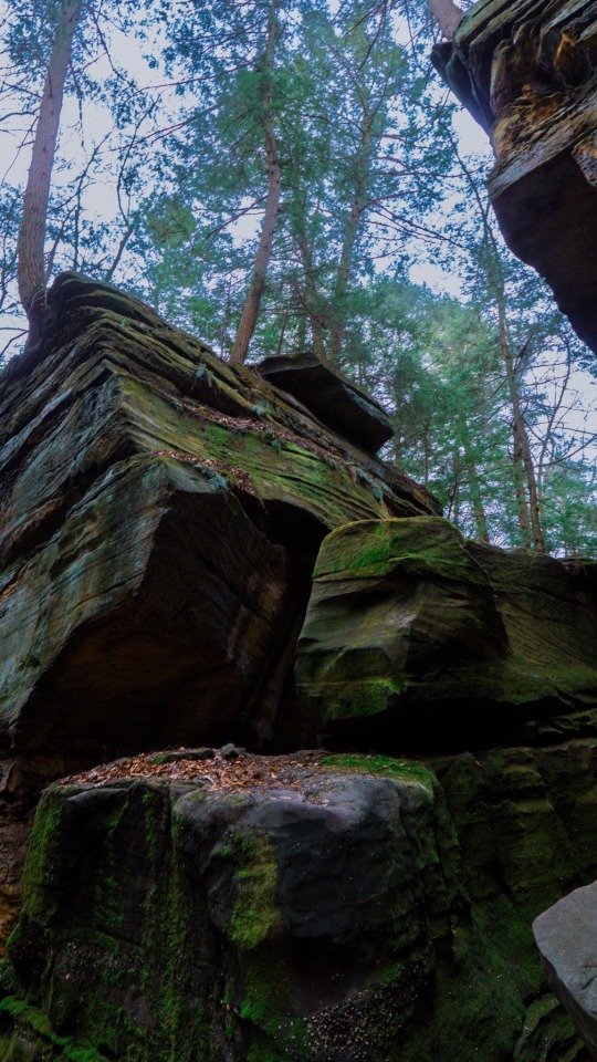 themightyneckbeard:Cuyahoga Valley National Park Oo the Ledges! Such a great spot for watching the sunset! 