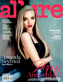 seyfried-daily:  Amanda Seyfried on the cover