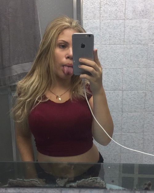 http://streetgrl.tumblr.com/post/156179837847