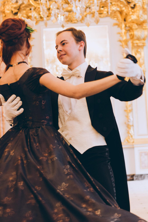 Ball in Saint-Petersburg. My new 19th century stilization dress from brown brocade. Design and sewin