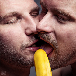 eigoobterces:  Ewald & Daniel 07 - Banana