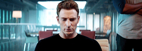 marvelgifs:   “You know what’s about to happen. Do you really want to punch your way out of this?” Captain America: Civil War (2016) 