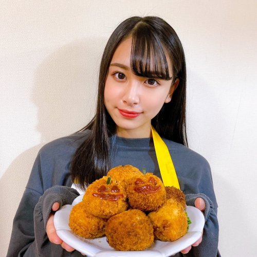 富永夢有さんのツイート: #ゆーちゃんキッチン ありがとうございました！！ 今日は「かぼちゃコロッケ」を作りました 久しぶりだったし、新しいエプロンも来て気分ウキウキでした！！ 明日は朝の7:00~ 