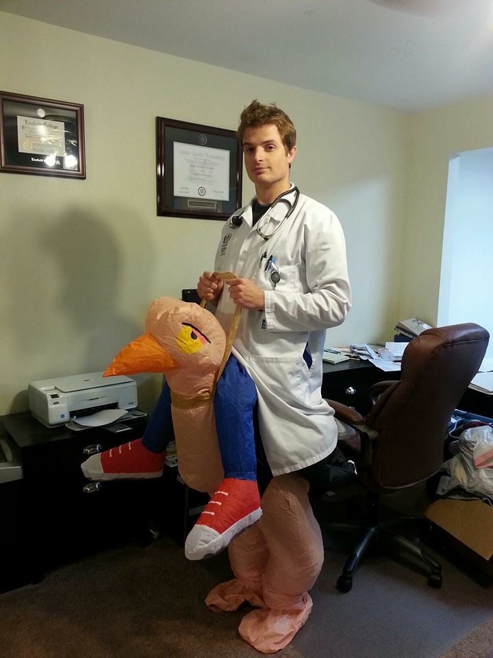 stunningpicture:  i’m a surgery resident, my attending said i could dress up tomorrow.