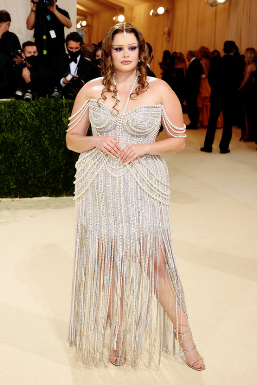 dinah-lance: Barbie Ferreira attends The 2021 Met Gala Celebrating In America: A Lexicon Of Fashion 