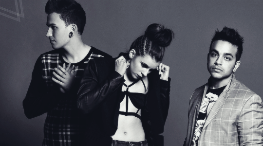 dunshot-blog: PVRIS for APStyle