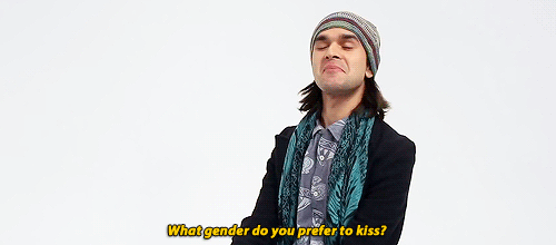 bob-belcher:  The Kissing Experiment **